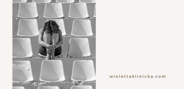 Jak nie zagubić siebie w relacji? 3 kroki, które pomogą Ci pozostać sobą